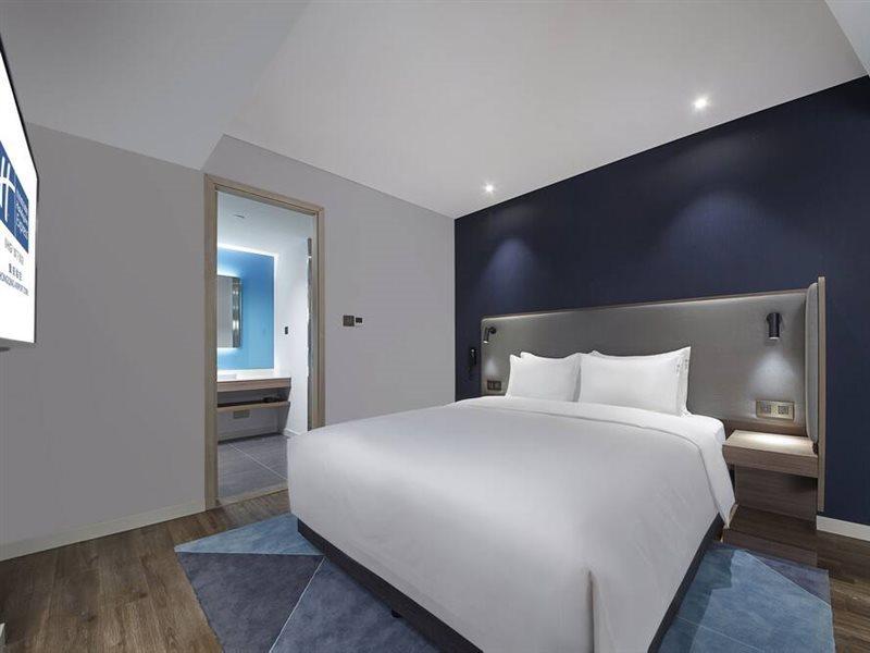 Holiday Inn Express Chongqing Airport Zone By Ihg Exteriér fotografie